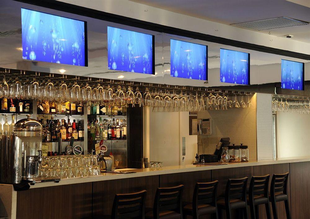 Assured Ascot Quays Apartment Hotel Пърт Екстериор снимка