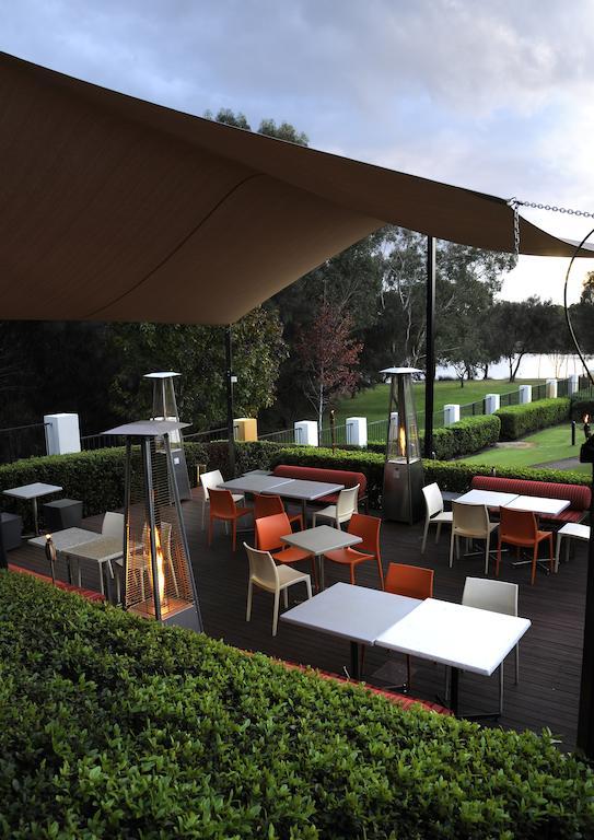 Assured Ascot Quays Apartment Hotel Пърт Екстериор снимка